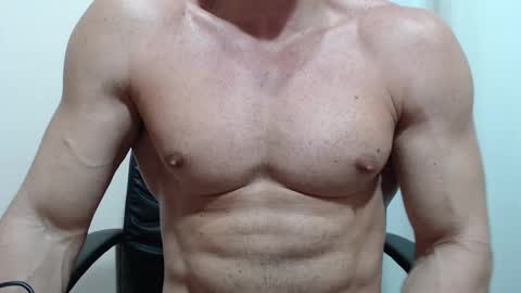 Snapshot of saradorj92 chatting on February 5, 2026, 2:38 am saradorj92 online show from February 5, 2026, 2:38 am