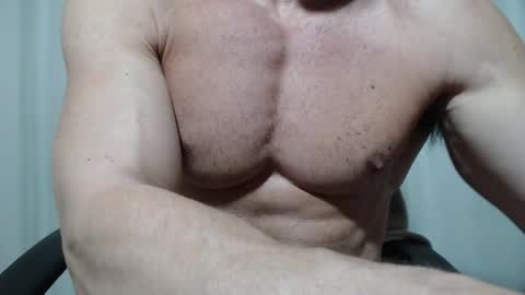 Snapshot of saradorj92 chatting on April 19, 2026, 3:28 am saradorj92 online show from April 19, 2026, 3:28 am