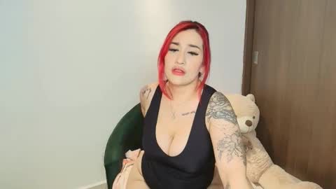 Sara online show from October 28, 2025, 4:27 am