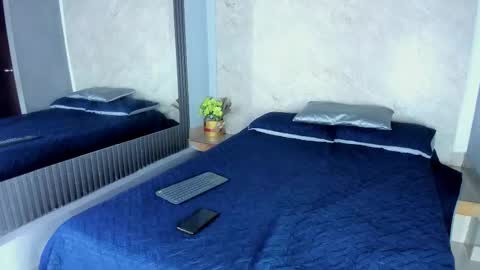 Sarah online show from November 21, 2025, 11:53 am