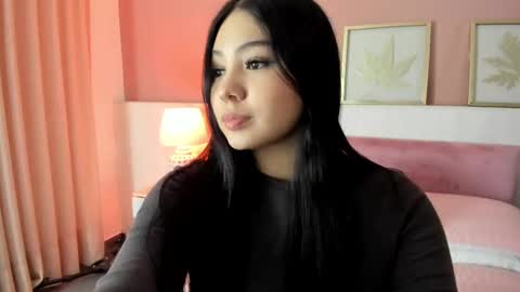 Snapshot of sarah__hills chatting on September 17, 2025, 1:02 pm sarah__hills online show from September 17, 2025, 1:02 pm