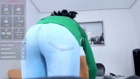 sarah_ashbourne online show from November 24, 2025, 1:55 pm