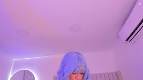 Snapshot of sarah_bonneth chatting on March 11, 2025, 11:12 am Sarah Bonneth online show from March 11, 2025, 11:12 am