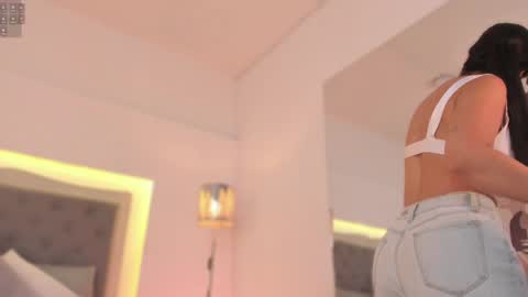       online show from December 27, 2024, 7:35 pm