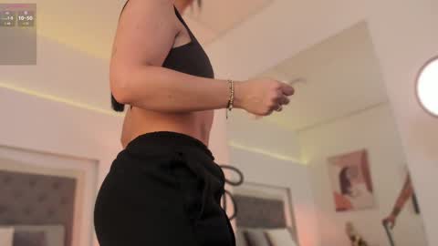       online show from January 13, 2025, 8:37 pm