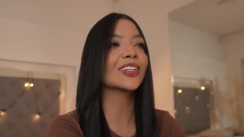       online show from October 9, 2025, 8:18 pm