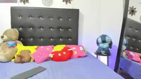 sarah_lowee online show from March 19, 2026, 12:58 am