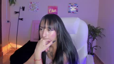 Snapshot of sarah_ramirez777 chatting on February 18, 2025, 2:27 pm Sarah Ramirez online show from February 18, 2025, 2:27 pm