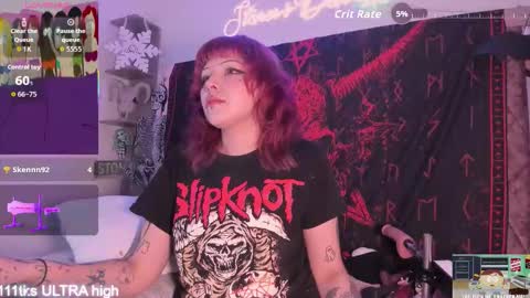 Snapshot of sarah_stoner chatting on January 13, 2026, 10:59 pm Loren online show from January 13, 2026, 10:59 pm