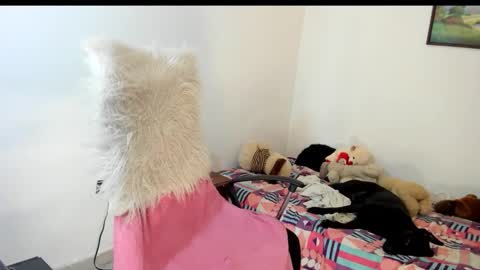 Snapshot of sarah_sweett chatting on November 10, 2025, 5:34 pm Sarah online show from November 10, 2025, 5:34 pm