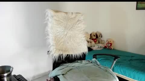 Snapshot of sarah_sweett chatting on December 5, 2025, 2:25 pm Sarah online show from December 5, 2025, 2:25 pm