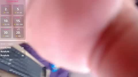 Snapshot of sarahbowiie chatting on November 11, 2025, 4:12 am SarahBowiie online show from November 11, 2025, 4:12 am