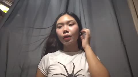 Snapshot of sarahcyganiewicz chatting on May 5, 2026, 6:43 am Sophia online show from May 5, 2026, 6:43 am