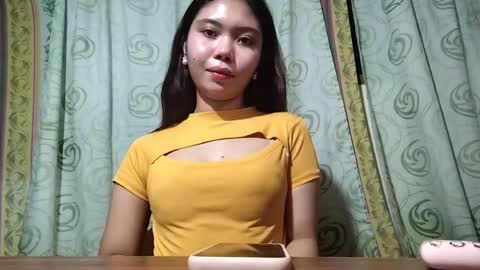 Snapshot of sarahcyganiewicz chatting on May 13, 2026, 1:25 am Sophia online show from May 13, 2026, 1:25 am