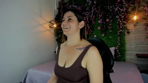 Snapshot of sarahdeyvis chatting on February 24, 2026, 1:42 pm Sarah Deyvis online show from February 24, 2026, 1:42 pm