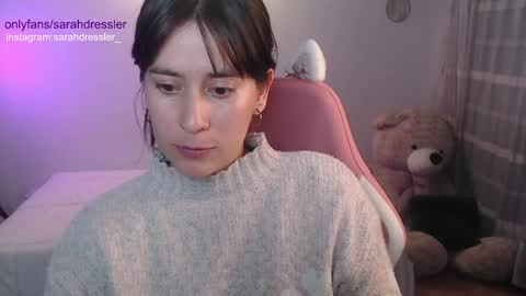 sarahdressler online show from February 2, 2025, 3:21 am