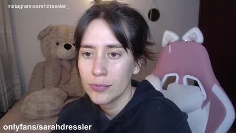 sarahdressler online show from November 26, 2025, 2:56 am