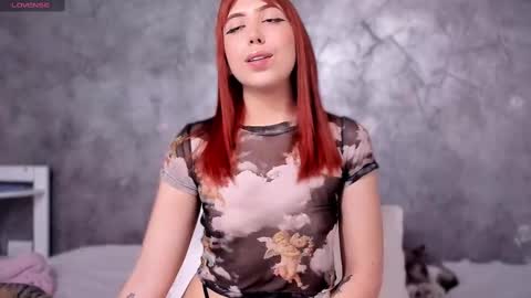 sarahgrant_ online show from September 15, 2025, 2:22 am