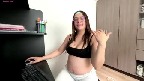 Snapshot of sarahhh_0 chatting on May 27, 2026, 4:37 pm Sarahhh 0 online show from May 27, 2026, 4:37 pm