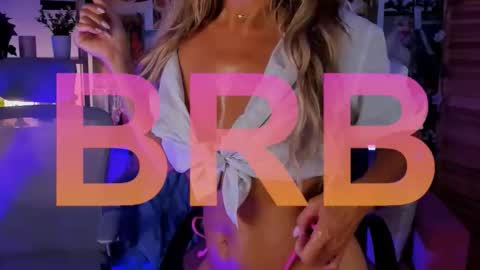 Snapshot of sarahholly chatting on February 1, 2026, 11:20 am Divine Sarah NONUDE model online show from February 1, 2026, 11:20 am