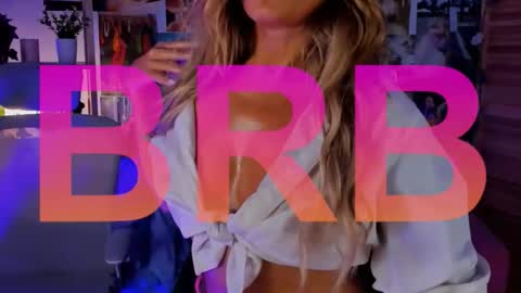 Snapshot of sarahholly chatting on February 28, 2026, 11:11 am Divine Sarah NONUDE model online show from February 28, 2026, 11:11 am