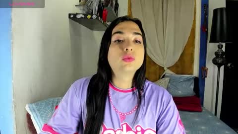 Snapshot of sarahjey chatting on November 9, 2025, 8:56 am SARAHJEY online show from November 9, 2025, 8:56 am