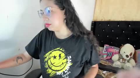 Sarah online show from October 12, 2025, 4:50 pm