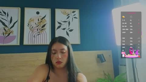 Snapshot of sarahmiler_ chatting on October 2, 2025, 12:23 pm Sarah online show from October 2, 2025, 12:23 pm