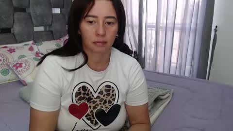 Snapshot of sarahott_1 chatting on February 9, 2026, 12:31 pm Lia online show from February 9, 2026, 12:31 pm
