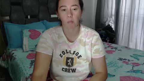 Snapshot of sarahott_1 chatting on March 23, 2026, 1:26 pm Lia online show from March 23, 2026, 1:26 pm