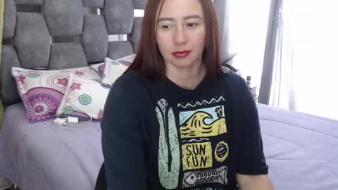 Snapshot of sarahott_1 chatting on April 13, 2026, 8:47 pm Lia online show from April 13, 2026, 8:47 pm