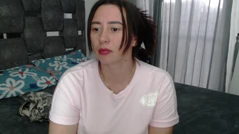 Snapshot of sarahott_1 chatting on May 14, 2026, 7:53 pm Lia online show from May 14, 2026, 7:53 pm