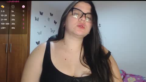 Sarah online show from October 22, 2025, 3:51 am