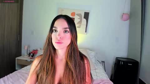 Snapshot of saramartinezz_ chatting on March 25, 2026, 12:27 am Sara Martinez online show from March 25, 2026, 12:27 am