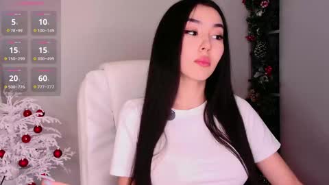 Snapshot of saranmia chatting on December 24, 2024, 9:17 am Mia online show from December 24, 2024, 9:17 am