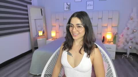 Snapshot of saraospinna chatting on December 11, 2024, 9:12 pm Sara online show from December 11, 2024, 9:12 pm