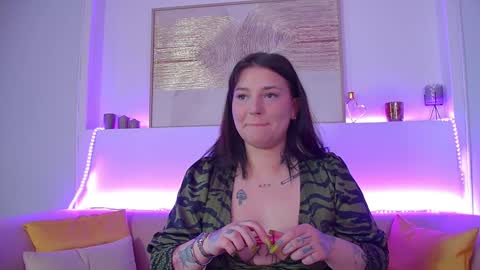 Monica online show from February 8, 2025, 9:35 am