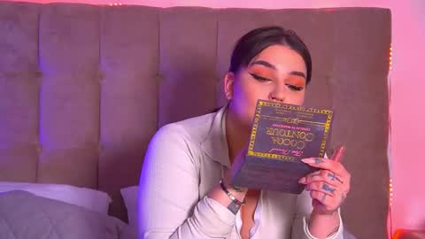 Monica online show from March 3, 2025, 12:37 pm