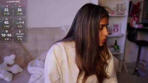 Sara online show from October 16, 2025, 10:33 pm