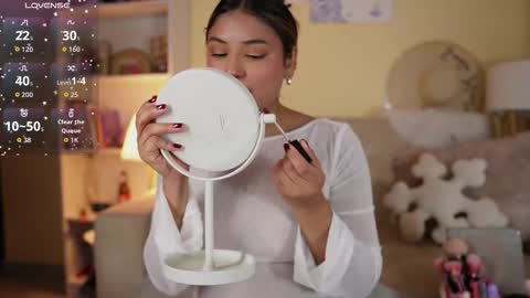 Sara online show from November 8, 2025, 10:52 pm