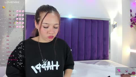 Snapshot of sarariley_ chatting on January 2, 2025, 10:33 pm Sara online show from January 2, 2025, 10:33 pm