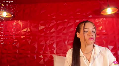 Snapshot of sarariley_ chatting on September 28, 2025, 10:59 pm Sara online show from September 28, 2025, 10:59 pm