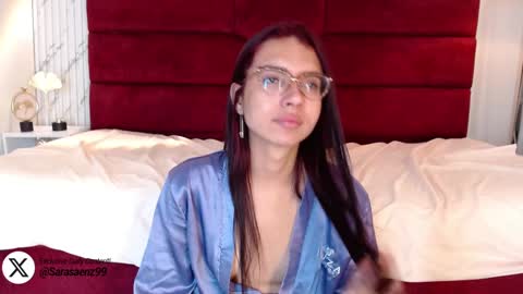 Snapshot of sarasaenz_99 chatting on December 15, 2024, 2:19 am Sara online show from December 15, 2024, 2:19 am