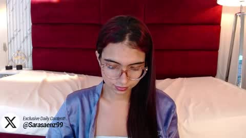 Snapshot of sarasaenz_99 chatting on March 3, 2025, 10:42 pm Sara online show from March 3, 2025, 10:42 pm