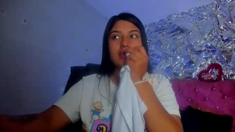 sarastonesx online show from February 20, 2026, 6:26 am