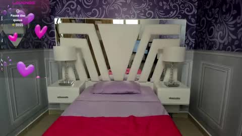 Sara  online show from February 26, 2025, 2:03 pm