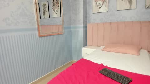 Sara  online show from March 6, 2025, 1:57 pm