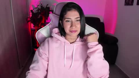 Snapshot of saratukkerr chatting on October 26, 2025, 6:41 am saratukkerr online show from October 26, 2025, 6:41 am