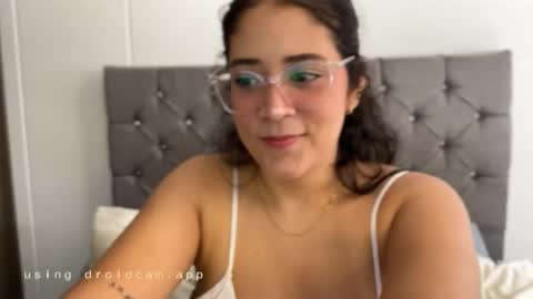 Sara 3 online show from November 13, 2025, 2:49 pm