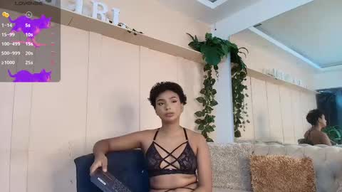Snapshot of saray_mardez chatting on March 10, 2025, 12:26 pm Saray Mardez online show from March 10, 2025, 12:26 pm